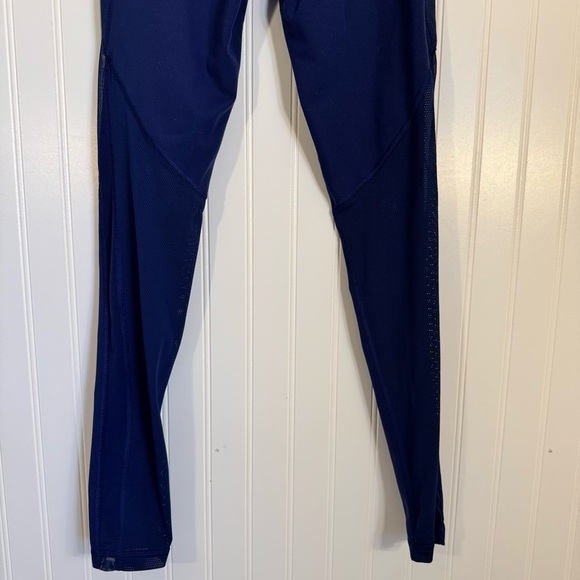 Victorias Secret Sport Women’s Royal Blue Knockout Mesh Back Leggings Size Small - Picture 9 of 13